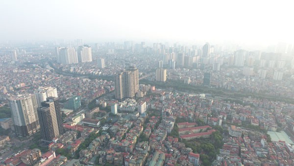 Giảm thiểu ô nhiễm không khí: Không thể chờ ông trời - Ảnh 1. Giảm thiểu ô nhiễm không khí: Không thể chờ ông trời - Ảnh 1.