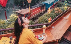 Phố cà phê đường tàu Phùng Hưng có nguy cơ bị dẹp bỏ, đâu sẽ là điểm check-in 'gây sốt' tiếp theo ở Hà Nội?
