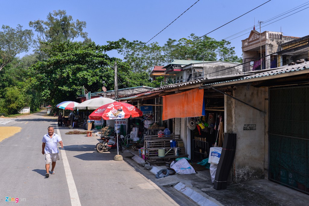 Sống trong cảnh không được xây mới nhà cửa dù có tiền - Ảnh 12.