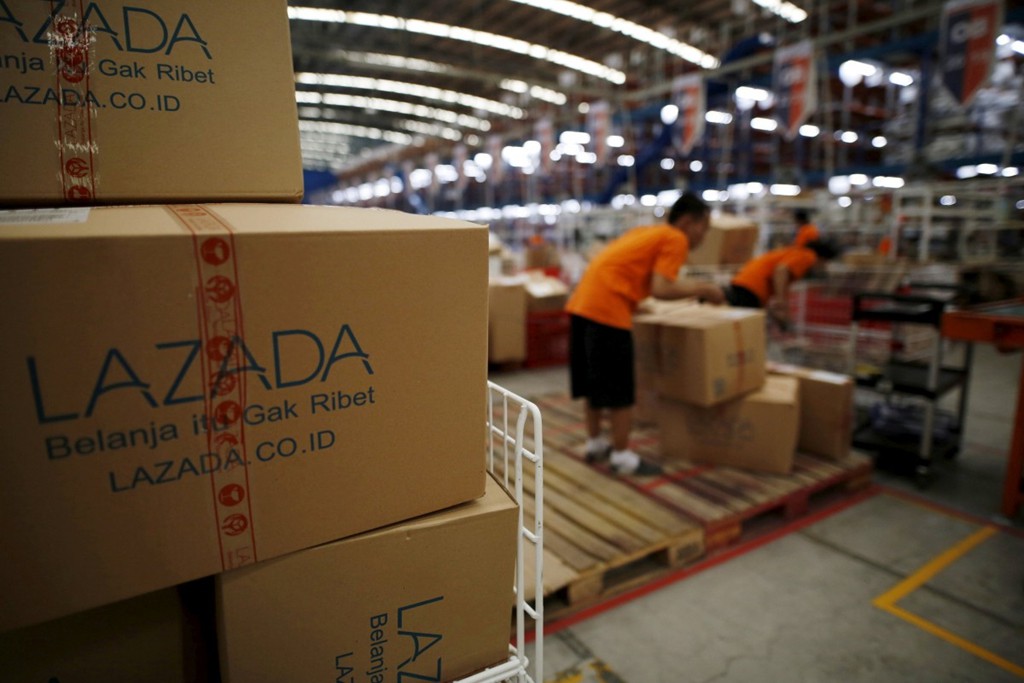 Cuộc đua đốt tiền của Lazada và Shopee tại Đông Nam Á - Ảnh 2.