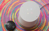 Loa thông minh Google Home khiến Amazon và Apple phải 'nghiêng mình thán phục'