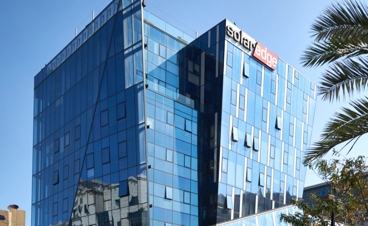 Huawei-bi-kien-boi-doi-thu-cua-minh-Solaredge-tap-doan-cong-nghe-nay-phan-ung-ra-sao 1 huawei-bi-kien-boi-doi-thu-solaredge-khi-van-den-chua-het-voi-google-1