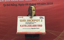 Một người bán vé số dạo trúng hơn 4 tỉ đồng Vietlott