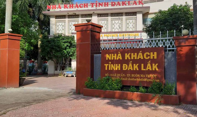 Ai nhận nữ trưởng phòng dùng bằng của chị vào Tỉnh ủy Đắk Lắk? - Ảnh 1. Ai nhận nữ trưởng phòng dùng bằng của chị vào Tỉnh ủy Đắk Lắk? - Ảnh 1.
