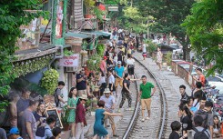 Dẹp 'phố cà phê đường tàu' là cần thiết, không nên tiếc rẻ