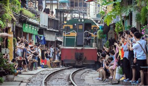Dẹp cà phê đường tàu Hà Nội