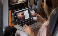 Xài WiFi trên máy bay sao cho nhanh và đảm bảo an toàn?