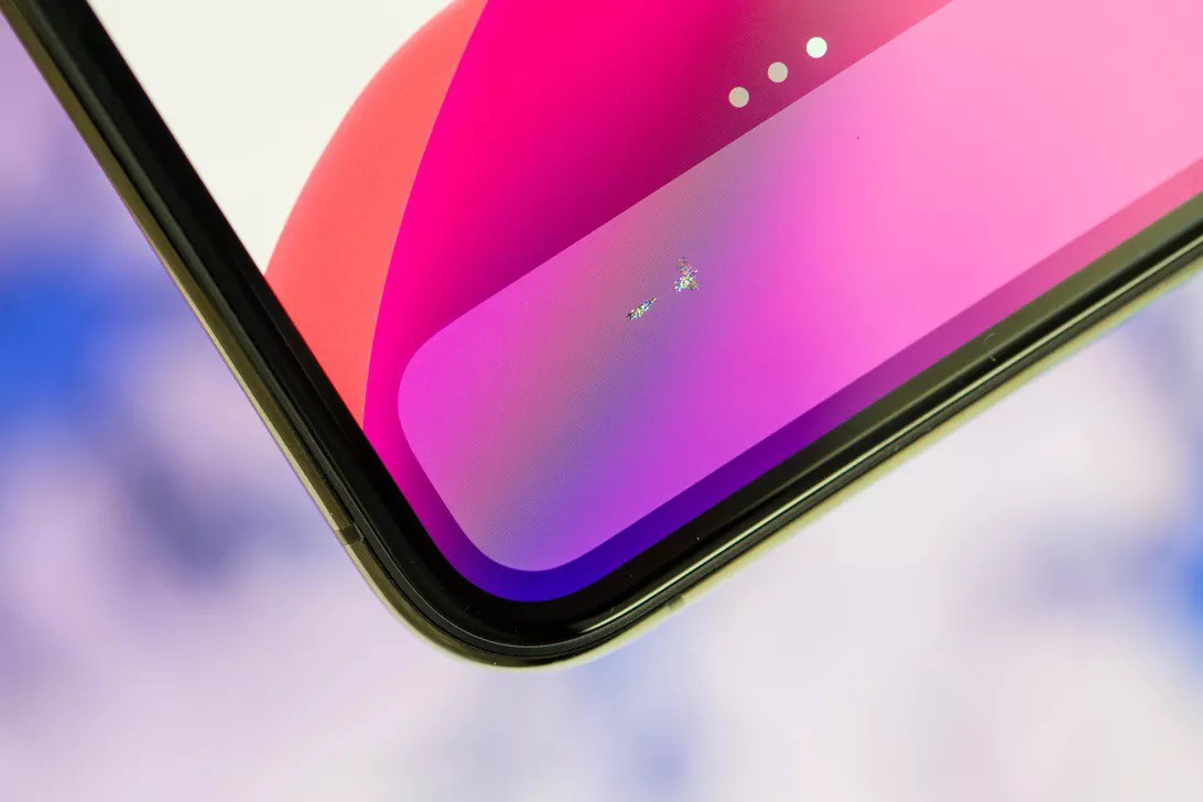 chua-ghi-nhan-truong-hop-man-hinh-iphone-11-bi-tray-xuoc-tai-viet-nam-2 chua-ghi-nhan-truong-hop-man-hinh-iphone-11-bi-tray-xuoc-tai-viet-nam-2