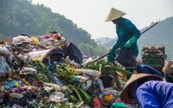 Người dân Đà Nẵng đã đồng ý xây dựng Khu liên hợp để xử lí rác thải ngày càng lớn, gây ô nhiễm