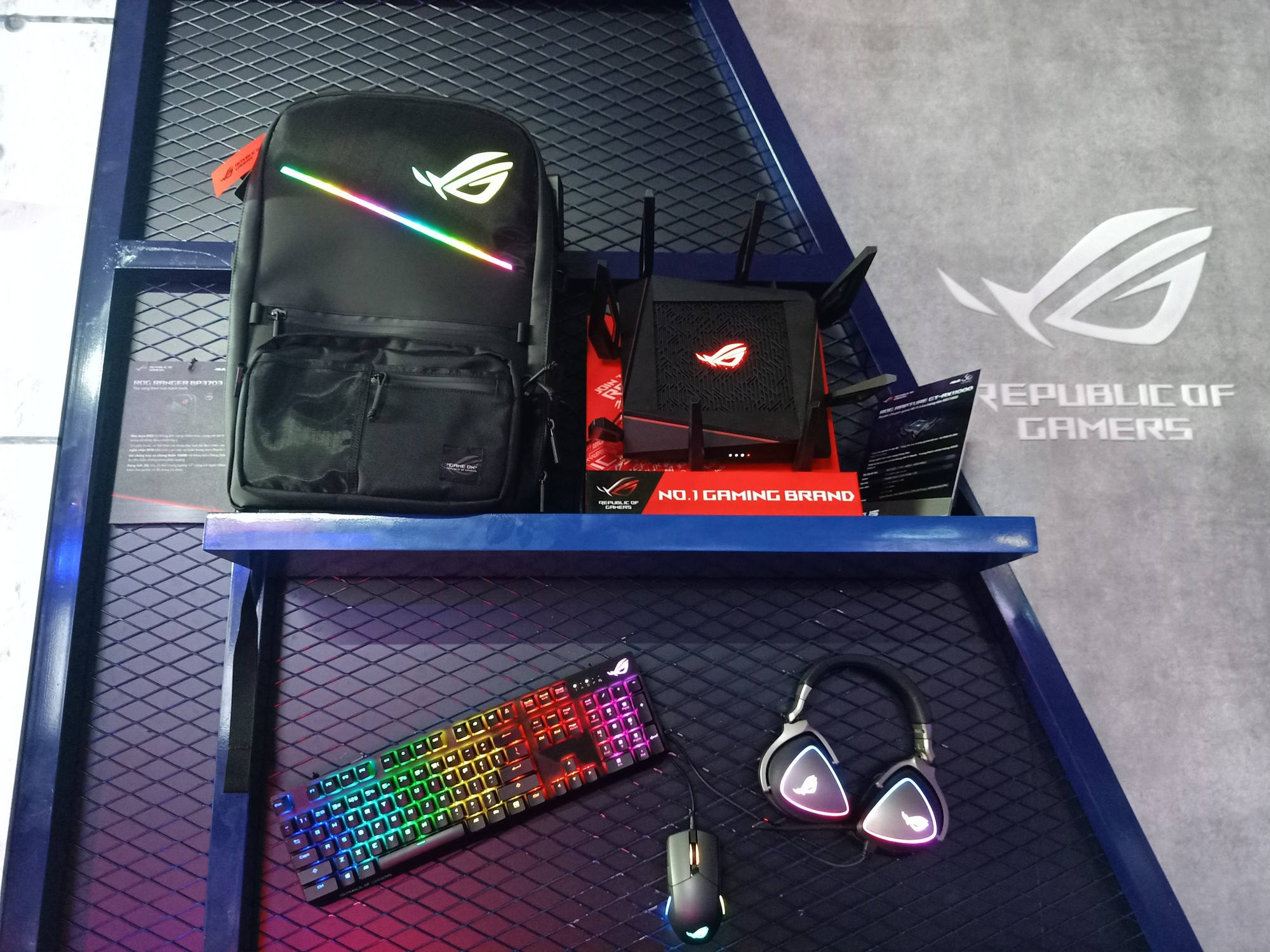 Nhung-san-pham-doc-dao-tai-trien-lam-Asus-Expo-2019 6 Nhung-san-pham-doc-dao-tai-trien-lam-Asus-Expo-2019 6