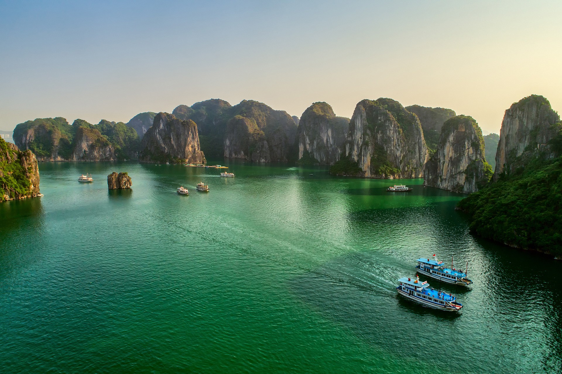 Nhung lang chai du lich o hai vinh dep nhat Quang Ninh hinh anh 16 