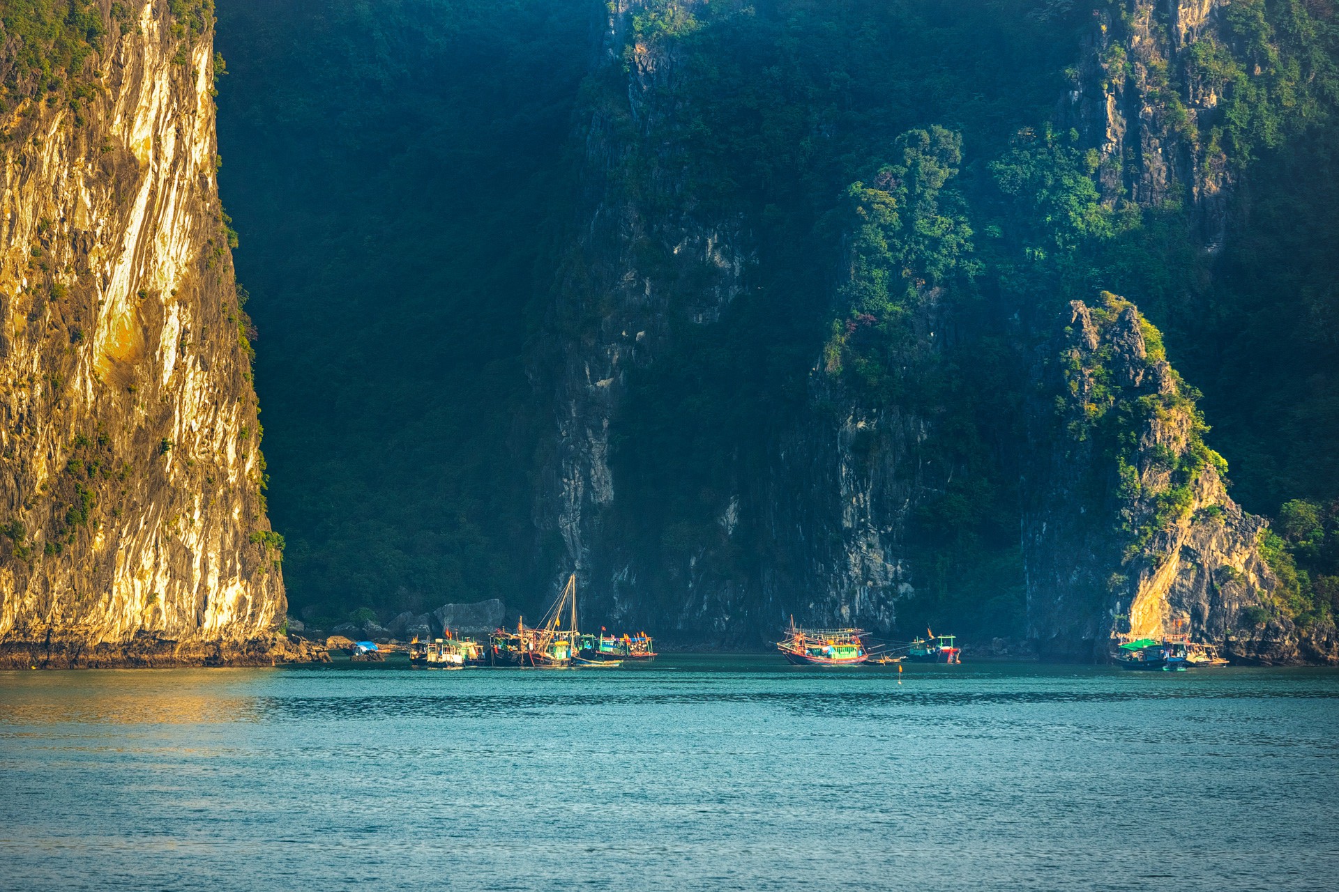 Nhung lang chai du lich o hai vinh dep nhat Quang Ninh hinh anh 18 