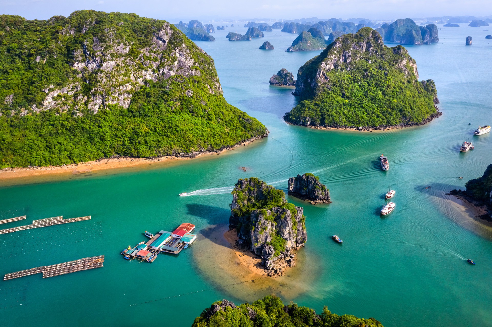 Nhung lang chai du lich o hai vinh dep nhat Quang Ninh hinh anh 2 