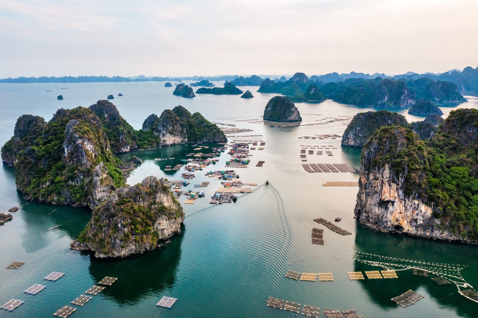 Nhung lang chai du lich o hai vinh dep nhat Quang Ninh hinh anh 24 
