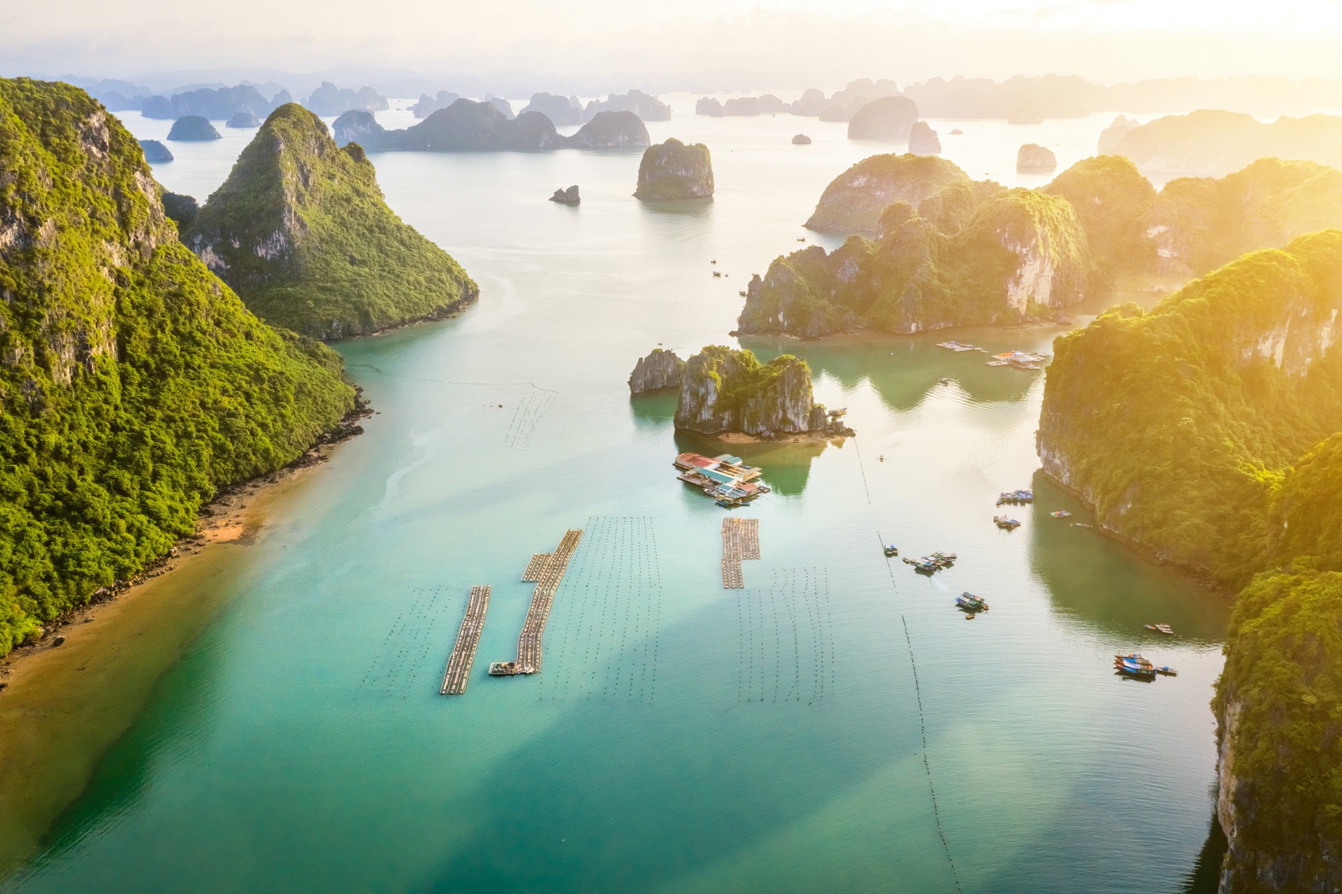 Nhung lang chai du lich o hai vinh dep nhat Quang Ninh hinh anh 4 