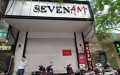 Cận cảnh hệ thống Seven.AM cửa đóng then cài tại Hà Nội sau khi quản lí thị trường tạm giữ 9.000 sản phẩm giữa nghi án cắt mác Trung Quốc