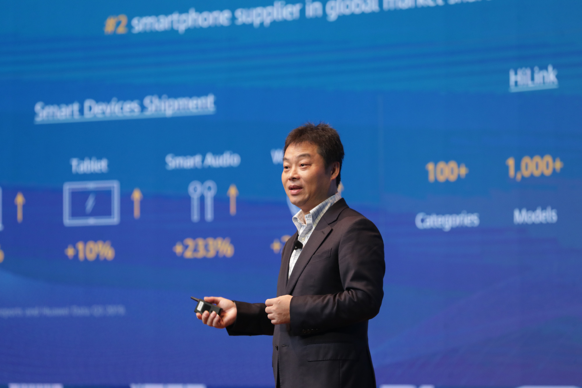 huawei-dau-tu-1-ti-usd-cho-mot-he-sinh-thai-ung-dung-khong-google-1 huawei-dau-tu-1-ti-usd-cho-mot-he-sinh-thai-ung-dung-khong-google-1
