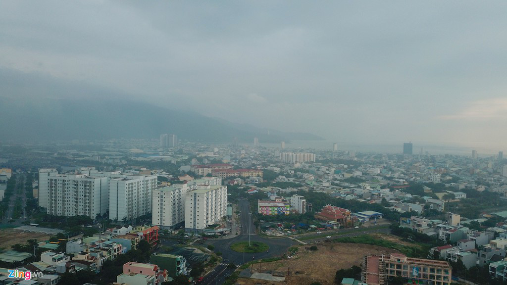 Đà Nẵng ẩn hiện trong sương mù - Ảnh 7. Đà Nẵng ẩn hiện trong sương mù - Ảnh 7.