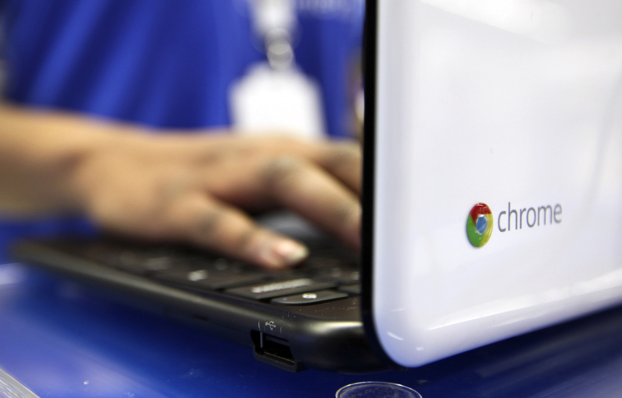 apple-cho-rang-Google-chrome-book-la-do-bo-di-2 apple-cho-rang-Google-chrome-book-la-do-bo-di-2