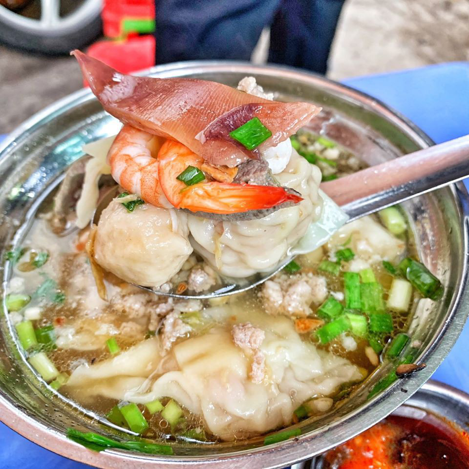 Thuong thuc 5 kieu hu tieu am ap ngay mat troi o TP.HCM hinh anh 11 
