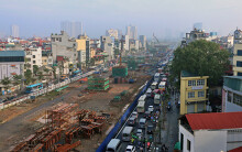Những con đường đang bị rào chắn, thi công ở Hà Nội
