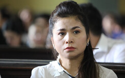 Bà Diệp Thảo lần thứ 3 không đến tòa phúc thẩm li hôn với ông Đặng Lê Nguyên Vũ, bị 5.000 nhân viên Trung Nguyên viết tâm thư tố cáo