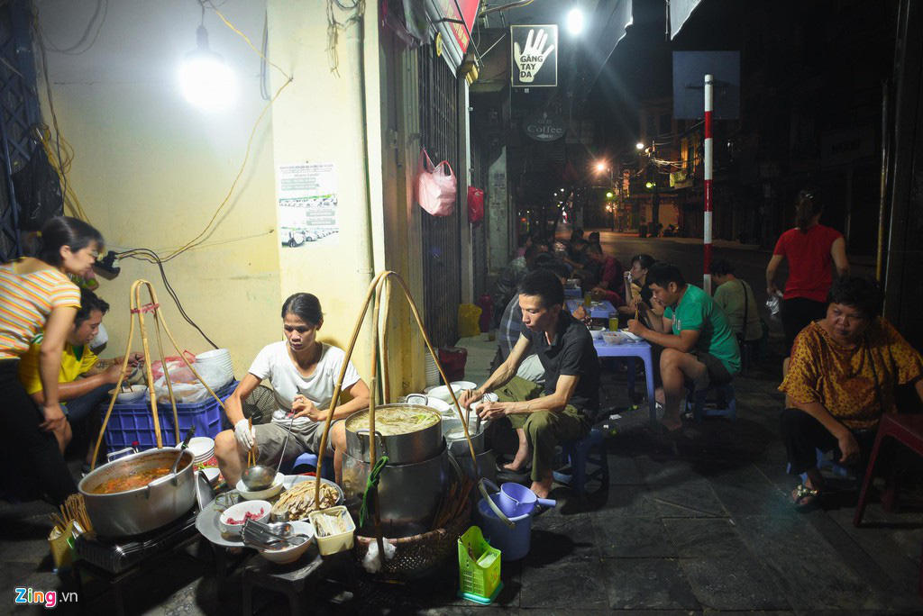 5 quán ngon cho hội thích ăn đêm ở Hà Nội - Ảnh 2. 5 quán ngon cho hội thích ăn đêm ở Hà Nội - Ảnh 2.