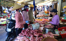 Thịt heo tại chợ Sài Gòn lên hơn 200.000 đồng/kg, doanh nghiệp tính chuyện nhập khẩu thịt bán Tết