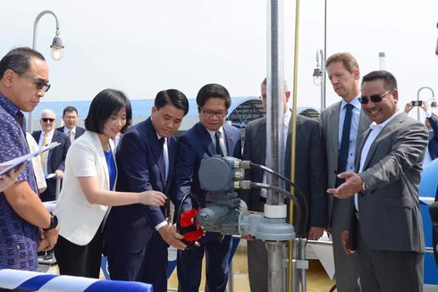 Shark Liên rời ghế CEO, 8X thay thế, người Thái áp đảo ban lãnh đạo nước Sông Đuống - Ảnh 3. Shark Liên rời ghế CEO, 8X thay thế, người Thái áp đảo ban lãnh đạo nước Sông Đuống - Ảnh 3.