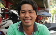 Chàng tài xế Grab và tấm bảng 'xe từ thiện chở học sinh, sinh viên, người tàn tật 5 km không thu phí'