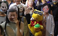 Hong Kong rơi vào suy thoái kinh tế, giới tài phiệt đã mất 20 tỉ USD