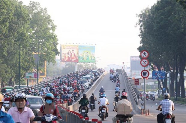 Tốc độ giải ngân vốn đầu tư công vẫn chậm - Ảnh 1. Tốc độ giải ngân vốn đầu tư công vẫn chậm - Ảnh 1.
