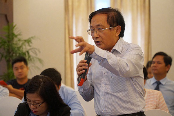 Doanh nghiệp địa ốc TP HCM 'than' mất cơ hội vì vướng thủ tục hành chính - Ảnh 2. Doanh nghiệp địa ốc TP HCM 'than' mất cơ hội vì vướng thủ tục hành chính - Ảnh 2.