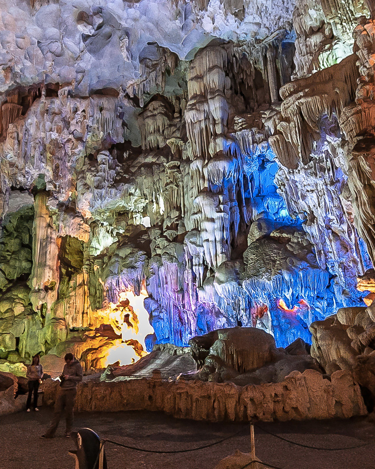 So sánh tour du lịch Hà Nội – Hạ Long 3 ngày 2 đêm - Ảnh 4. So sánh tour du lịch Hà Nội – Hạ Long 3 ngày 2 đêm - Ảnh 4.