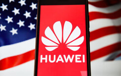 Tổng thống Trump đã cho phép công ty Mỹ bán hàng cho Huawei?