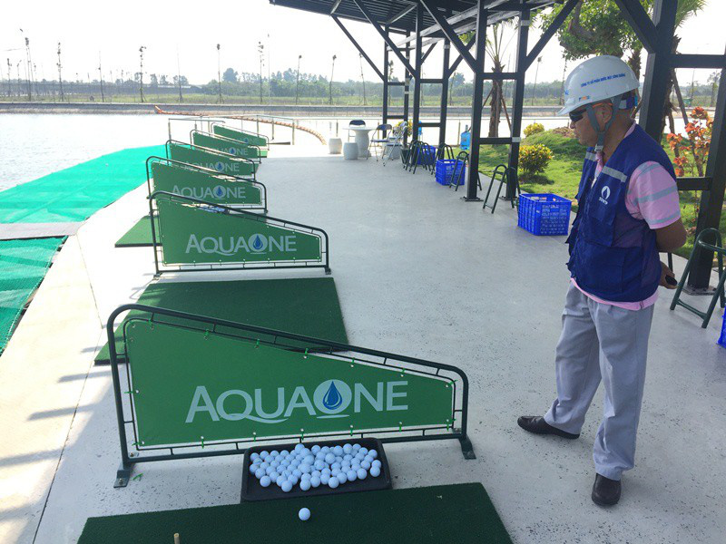 Công ty Nước mặt Sông Đuống xây sân golf trong nhà máy? - Ảnh 1. Công ty Nước mặt Sông Đuống xây sân golf trong nhà máy? - Ảnh 1.