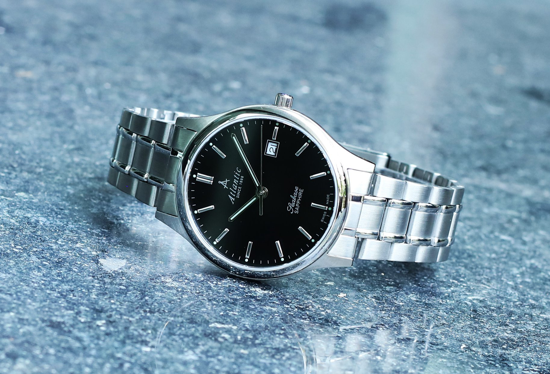 Black Friday 2019: Bão giảm giá đồng hồ, mắt kính chưa từng có tại Đăng Quang Watch - Ảnh 2. Black Friday 2019: Bão giảm giá đồng hồ, mắt kính chưa từng có tại Đăng Quang Watch - Ảnh 2.