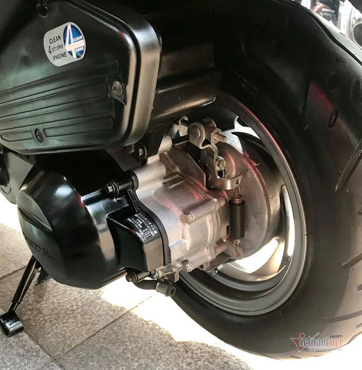 Xe tay ga Honda Spacy 11 năm tuổi giá 125 triệu ở Hà Nội - Ảnh 7. Xe tay ga Honda Spacy 11 năm tuổi giá 125 triệu ở Hà Nội - Ảnh 7.