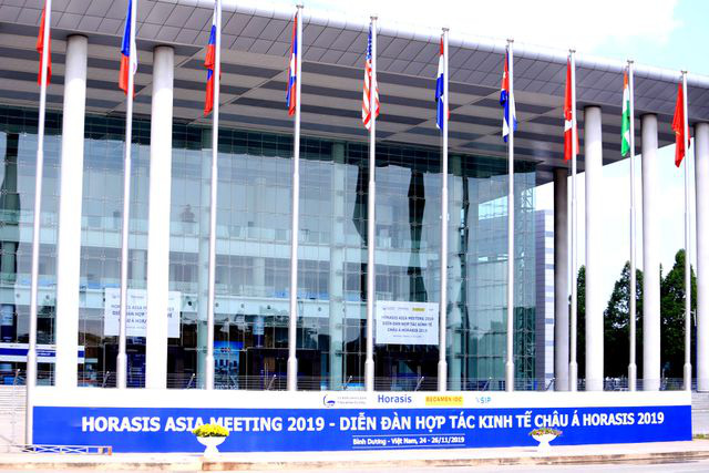 Tối nay Bình Dương bắn pháo hoa mừng sự kiện Thành phố thông minh năm 2019 - Ảnh 2. Tối nay Bình Dương bắn pháo hoa mừng sự kiện Thành phố thông minh năm 2019 - Ảnh 2.