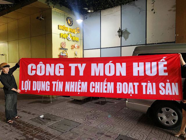 Vụ Món Huế đóng cửa: Ông Huy Nhật và nhóm nhà đầu tư ngoại đang diễn kịch? - Ảnh 3. Vụ Món Huế đóng cửa: Ông Huy Nhật và nhóm nhà đầu tư ngoại đang diễn kịch? - Ảnh 3.
