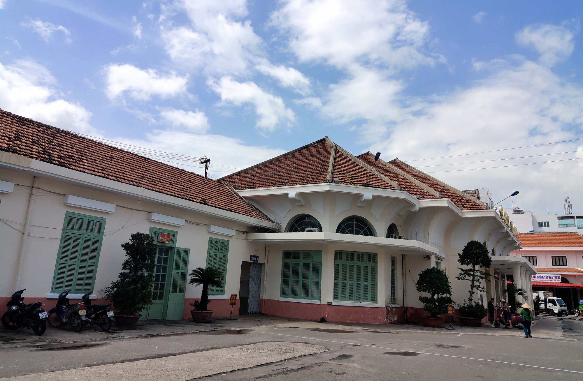 Khánh Hòa chưa thống nhất về phương án đầu tư di dời ga Nha Trang để xây cao ốc - Ảnh 1. Khánh Hòa chưa thống nhất về phương án đầu tư di dời ga Nha Trang để xây cao ốc - Ảnh 1.