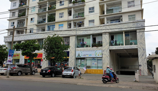 Chung cư 'ngóng' sổ hồng ở TP HCM - Kì 1: Chờ đợi mỏi mòn - Ảnh 2. Chung cư 'ngóng' sổ hồng ở TP HCM - Kì 1: Chờ đợi mỏi mòn - Ảnh 2.