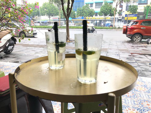 Trà sữa, mì cay hết thời, chuỗi trà chanh rộ lên rồi cũng 'sớm nở tối tàn' thôi - Ảnh 3. Trà sữa, mì cay hết thời, chuỗi trà chanh rộ lên rồi cũng 'sớm nở tối tàn' thôi - Ảnh 3.