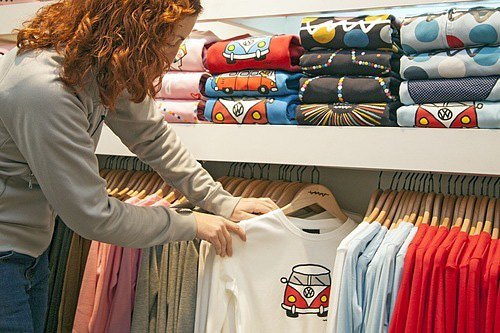 5 câu nên tự hỏi trước khi săn hàng khuyến mại - Ảnh 2. 5 câu nên tự hỏi trước khi săn hàng khuyến mại - Ảnh 2.