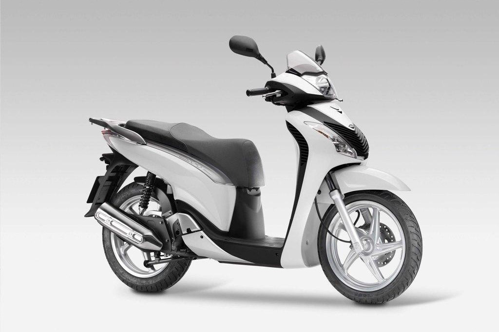 Honda SH tại Việt Nam thay đổi thế nào sau gần 20 năm? - Ảnh 3. Honda SH tại Việt Nam thay đổi thế nào sau gần 20 năm? - Ảnh 3.