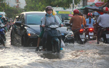 TP HCM có thể ngập nặng vào ngày mai vì triều cường