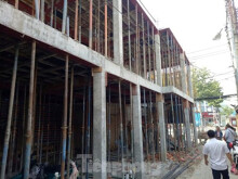Một doanh nghiệp xin xây 300 nhà vệ sinh trên ‘đất vàng’