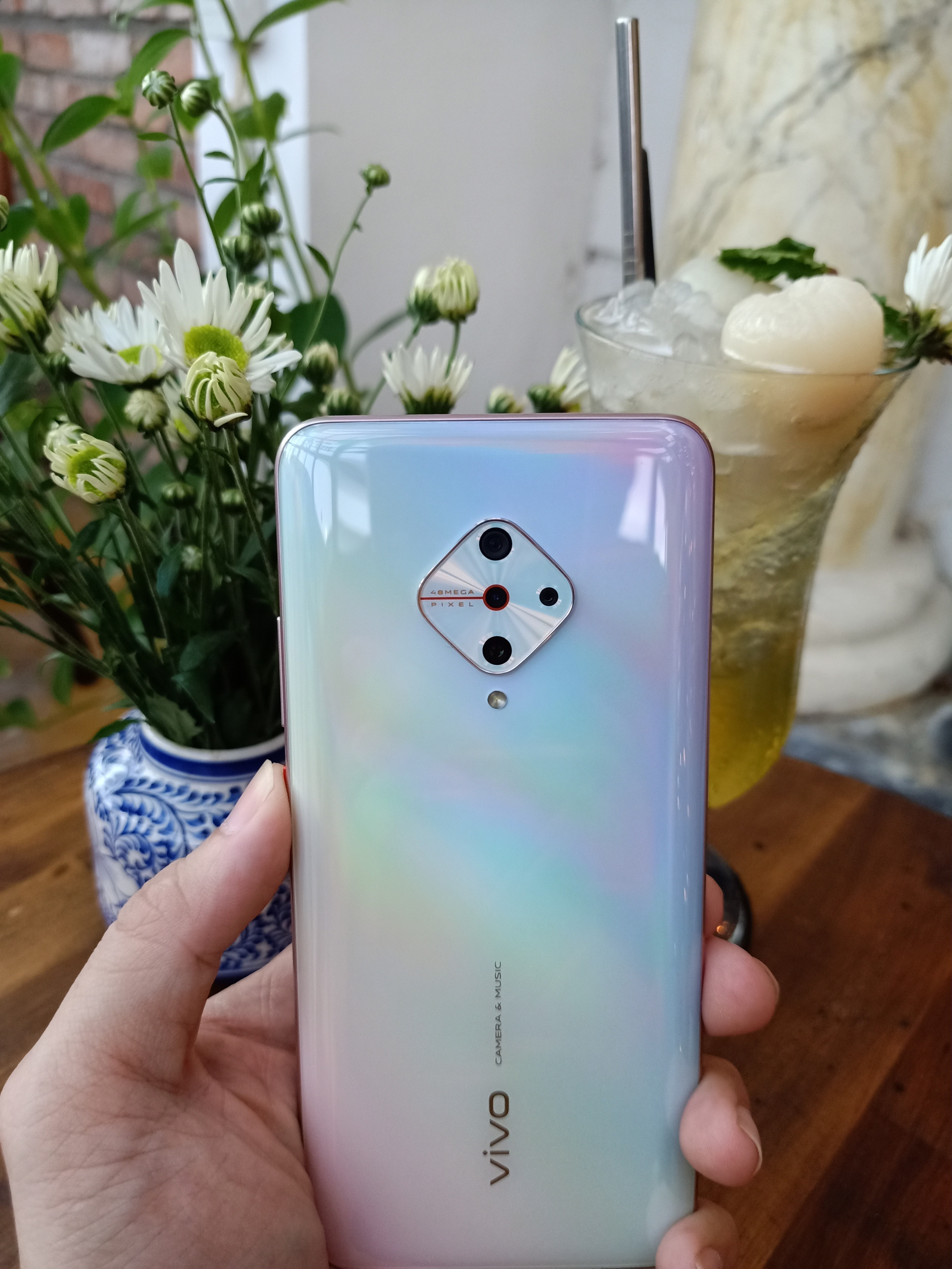 Nhung-uu-diem-noi-bat-cua-Vivo-S1-Pro 2 Nhung-uu-diem-noi-bat-cua-Vivo-S1-Pro 2