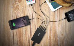 Phụ kiện iPhone, iPad, Samsung giảm giá sốc mùa cuối năm