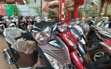 Nghịch lí SH tăng gần 30 triệu đồng, các mẫu xe máy khác của Honda lại ế ẩm cuối năm, giảm giá sâu để đẩy hàng tồn